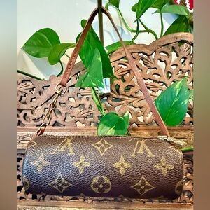 Vintage mini Louis Vuitton monogram Papillon bag
